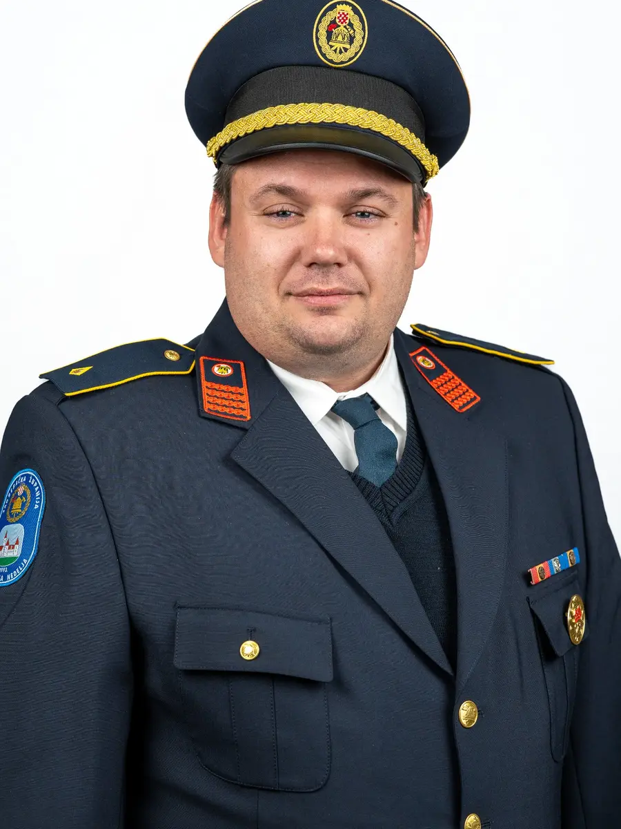 Dario Marenić